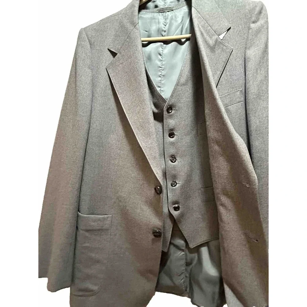 Lucasini Men's 2 Piece Suit Jacket- Worsted Wool - Sport Coat & Vest - Size: 44R
